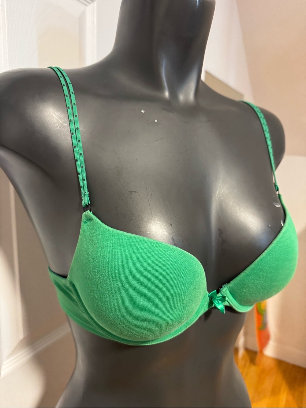 bra - Picture 2 of 4